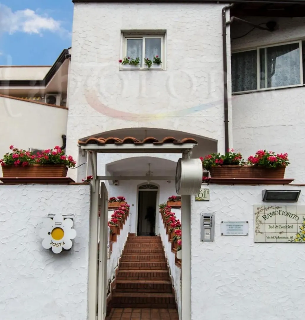Ramo Fiorito Bed & Breakfast Sant'Agata Li Battiati 0*,